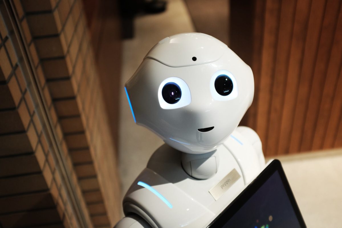 Andrew McAfee, Robots, Technology, and the Coming Digital Provide