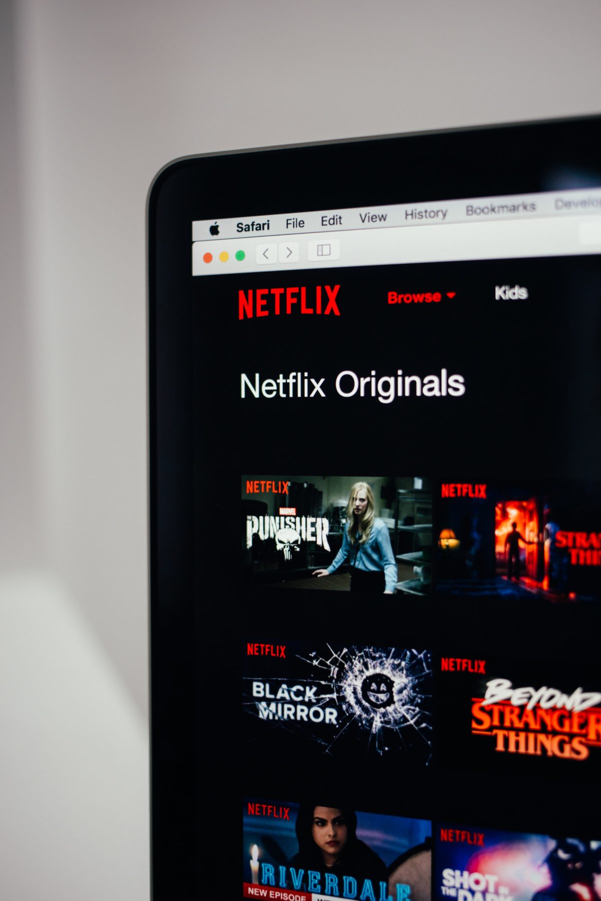 Netflix Co-Founder Marc Randolph Gets the Documentary Treatment in Netflix Vs. the World
